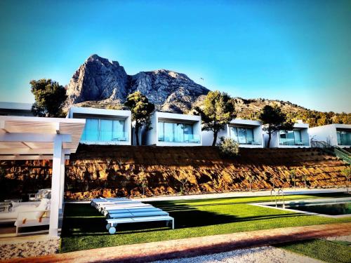 Фотография гостиницы Puig Campana Nature Suites Hotel & BTT