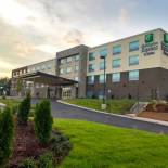 Фотография гостиницы Holiday Inn Express & Suites - Charlotte NE - University Area, an IHG Hotel