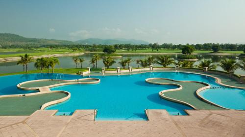 Фотография гостиницы Pattana Sports Resort - SHA Extra Plus