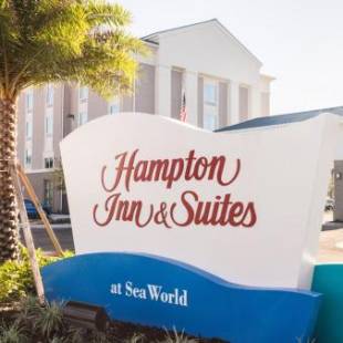 Фотографии гостиницы 
            Hampton Inn & Suites Orlando near SeaWorld