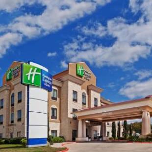 Фотографии гостиницы 
            Holiday Inn Express & Suites Victoria, an IHG Hotel