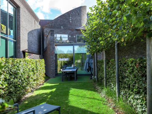 Фотография гостевого дома Luxurious Holiday Home in Bruges on the Coast