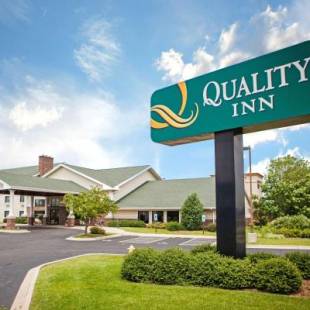 Фотографии гостиницы 
            Quality Inn Bolingbrook I-55