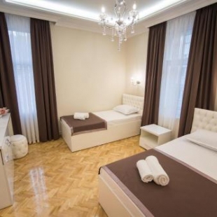 Фотография мини отеля Center Deluxe Garni Hotel