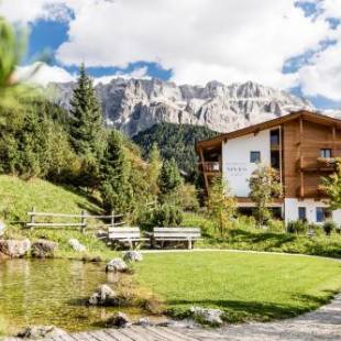 Фотографии гостиницы 
            Boutique Hotel Nives - Luxury & Design in the Dolomites