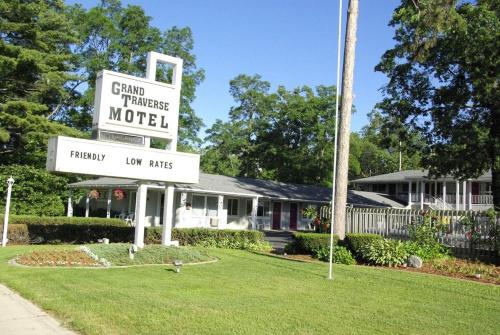 Фотография мини отеля Grand Traverse Motel