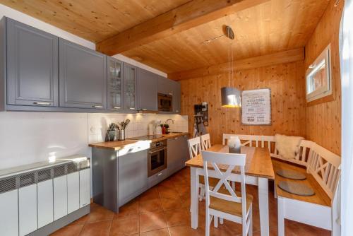 Фотография гостевого дома Ferienhaus Kreischberg - Silberhirschen Hütte