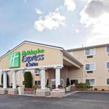 Фотография гостиницы Holiday Inn Express Hotels & Suites Burlington, an IHG Hotel