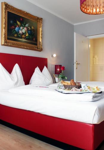 Фотография гостиницы Stadthotel Restaurant Auerhahn