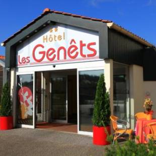 Фотографии гостиницы 
            Hotel Restaurant Les Genets