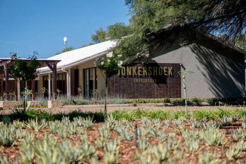 Фотографии мини отеля
Jonkershoek Guest Farm