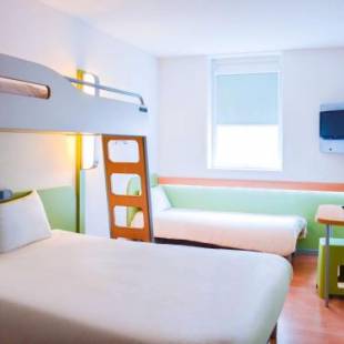 Фотографии гостиницы 
            ibis budget Cholet Centre