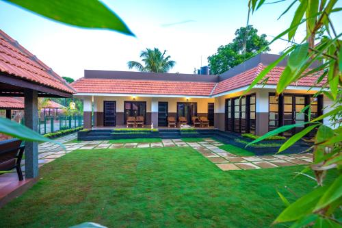 Фотографии гостиницы 
            Alleppey Haven Beach Villa