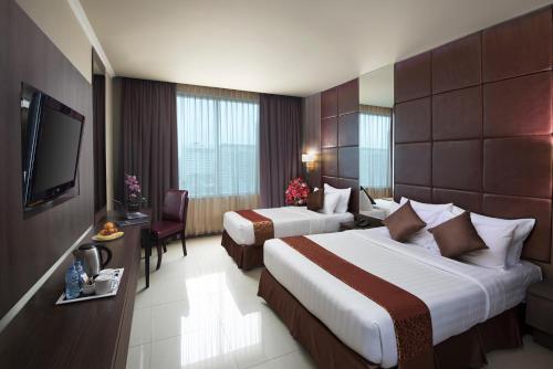 Фотография гостиницы Grand Paragon Hotel