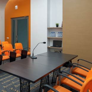 Фотография конференц-зала Привет, я дома