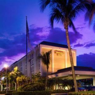 Фотографии гостиницы 
            Hampton Inn Miami-Airport West