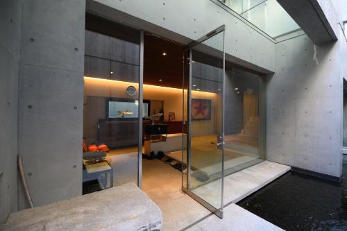 Фотографии гостевого дома 
            Azabu Modern House - Vacation STAY 7898