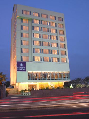 Фотографии гостиницы 
            Royal Orchid Central Jaipur, Bani Park