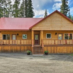 Фотография гостевого дома Townhome Near Kenai River with Deck and Fire Pit!