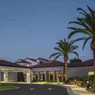 Фотографии гостиницы 
            Courtyard by Marriott Orlando Airport