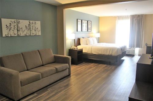 Фотография гостиницы Sleep Inn & Suites Scranton Dunmore