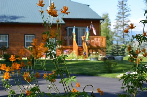 Фотография мини отеля Alaska's Lake Lucille Bed & Breakfast
