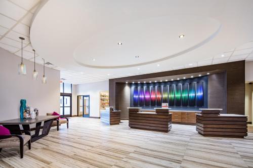 Фотография гостиницы Crowne Plaza Memphis Downtown, an IHG Hotel