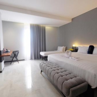 Фотография гостиницы Hotel Youstay Semarang