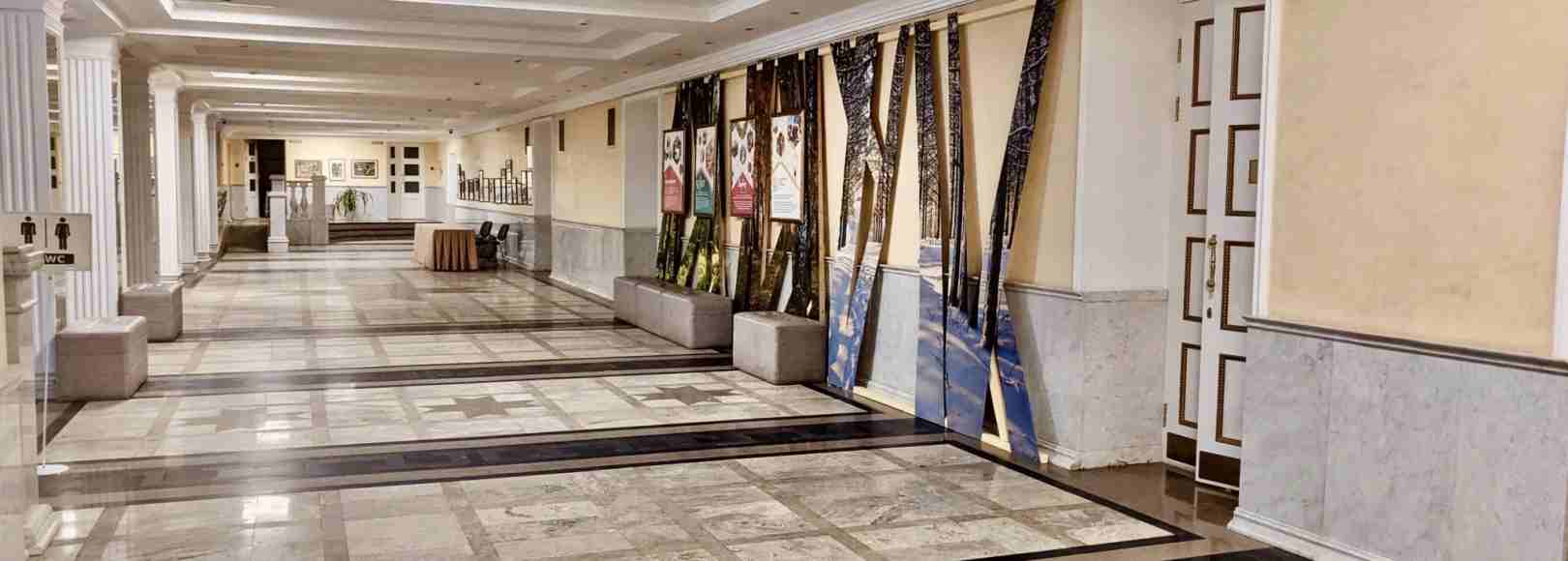 Фотография фойе Фойе 1 этажа Дома Дружбы народов