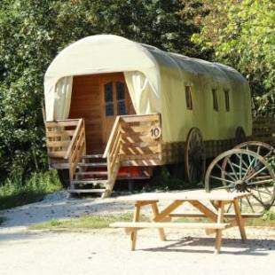 Фотографии базы отдыха
Western City Troyes