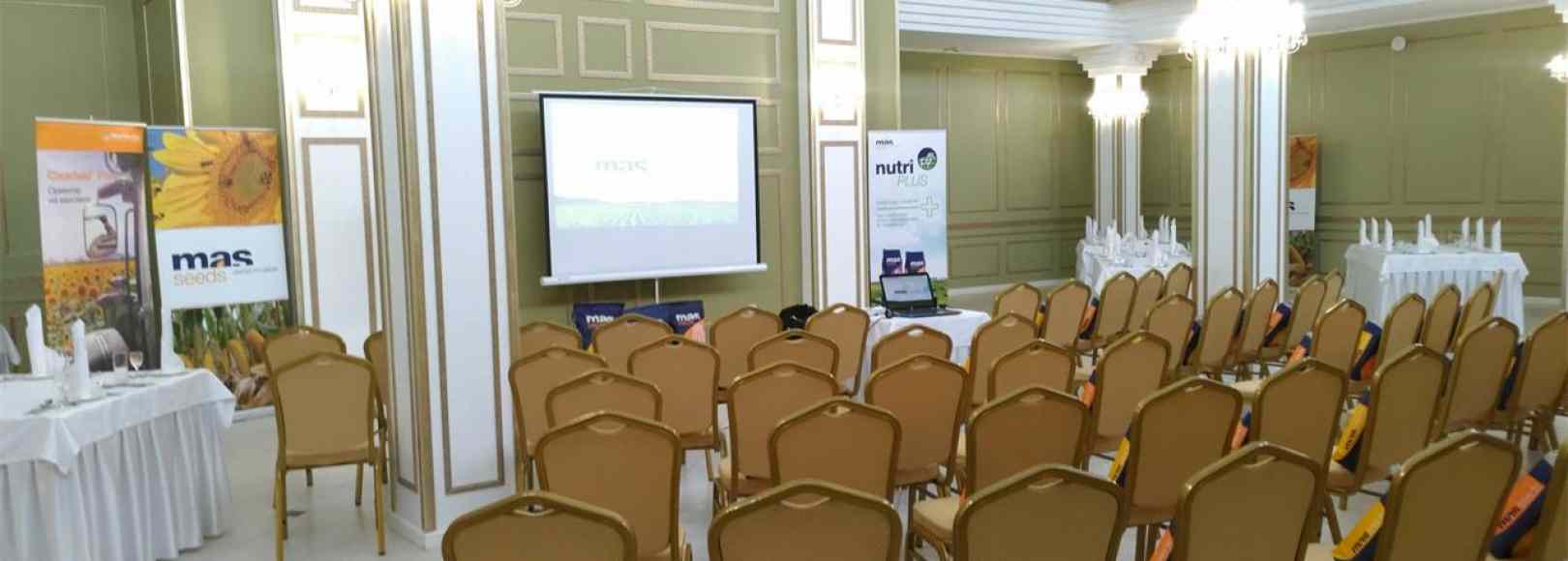 Фотография конференц-зала Белая Акация