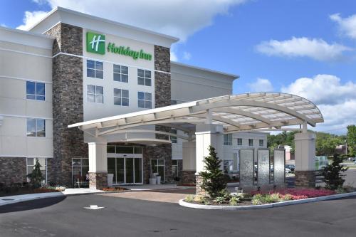 Фотография гостиницы Holiday Inn Canton-Belden Village, an IHG Hotel