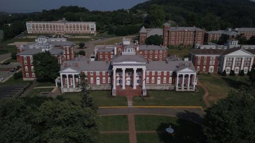 Фотография мини отеля The Blackburn Inn and Conference Center