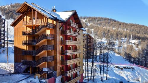 Фотография апарт отеля Vacancéole - Résidence Vega