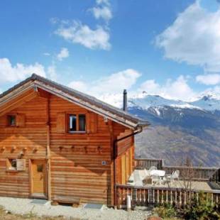 Фотографии гостевого дома 
            Chalet with Scenic View of Mountains in Les Collons