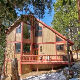 Фотографии гостевого дома 
            Strawberry Creek Cabin