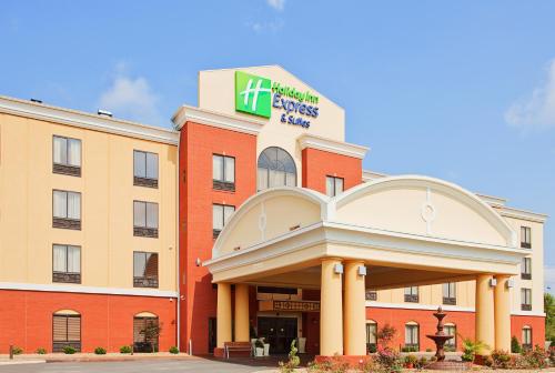 Фотография гостиницы Holiday Inn Express Hotel & Suites Knoxville-Clinton, an IHG Hotel