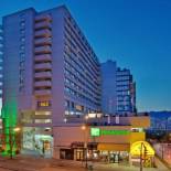 Фотография гостиницы Holiday Inn Vancouver-Centre Broadway, an IHG Hotel