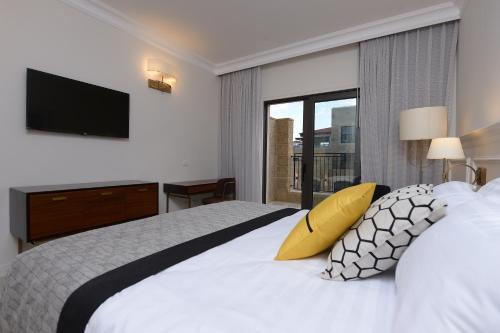 Фотография гостиницы Edmond Rosh Pina