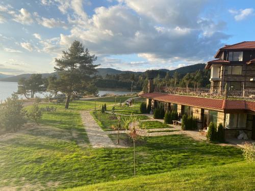 Фотографии апарт отеля
Къщи за гости "Комплекс ОАЗИС"