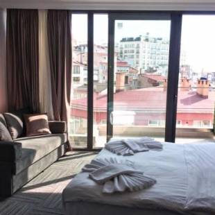 Фотографии гостиницы 
            Hotel V Plus Taksim