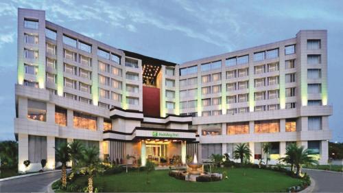 Фотографии гостиницы 
            Holiday Inn Chandigarh Panchkula, an IHG Hotel