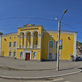 Фотография домов культуры Городской Дом культуры Горно - Алтайска