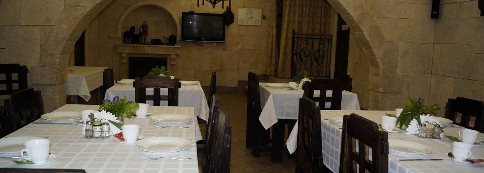 Фотография банкетного зала Мустанг