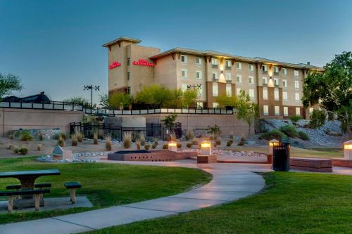 Фотография гостиницы Hilton Garden Inn Yuma Pivot Point