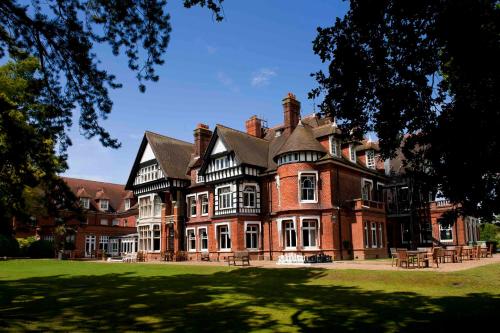 Фотография гостиницы Woodlands Park Hotel