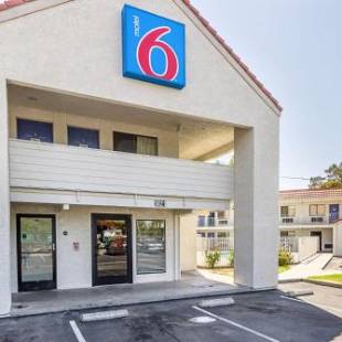 Фотографии гостиницы 
            Motel 6-Fresno, CA