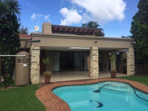 Фотография гостевого дома Gold Crest Guesthouse