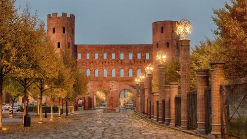 Фотография гостиницы NH Torino Santo Stefano
