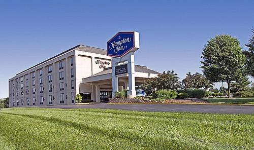 Фотография гостиницы Hampton Inn St. Louis - Westport